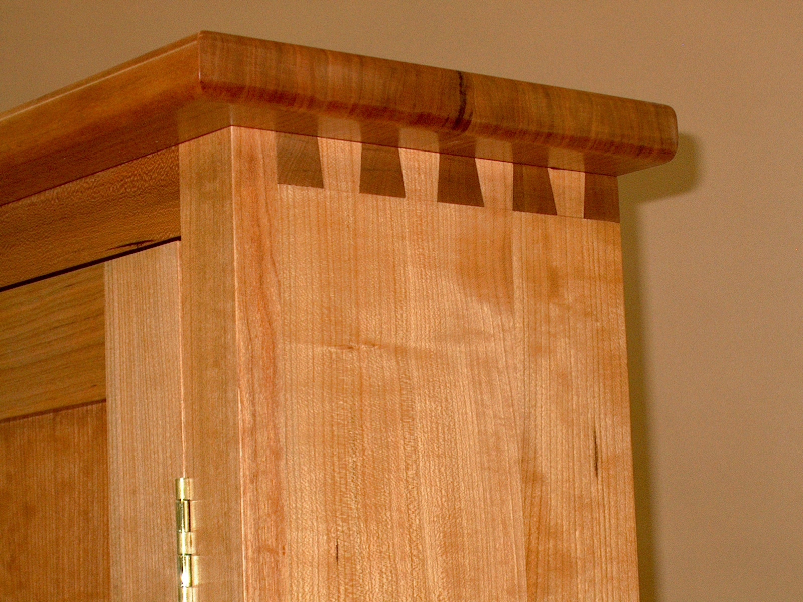 Shaker Wall Cabinet