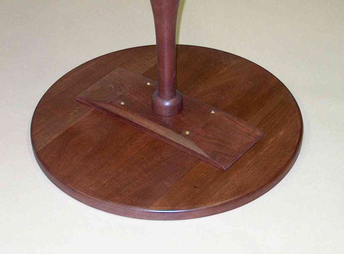 Candlestand Cleat